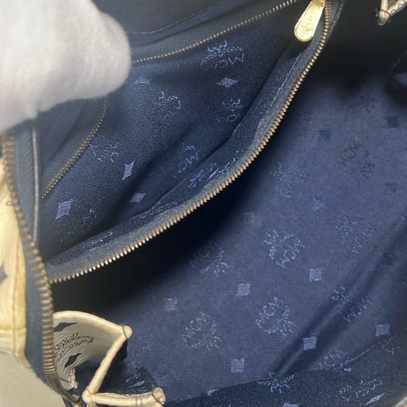 Congratulation to the WINNER!!!!!!✨MCM Givie✨ Live show 9pm EST Tonight!!! - Picture 14 of 16